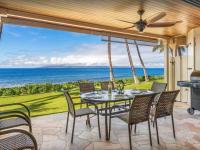 Lahaina condo rental: Puamana - 4BR Condo Ocean Front King #254-3