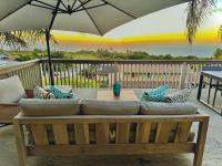 Kealakekua vacation rental: Halekii Sunset - 4BR Home Ocean View King
