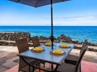 Kailua Kona condo rental: Keauhou Kona Surf and Racquet Club Townhouse - 2BR Condo King #183