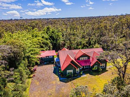 Volcano vacation rental: Dancing Volcano Estate