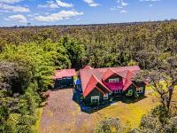 Volcano vacation rental: Dancing Volcano Estate