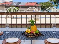 Kailua Kona condo rental: Kona Plaza - 1BR Condo King #203