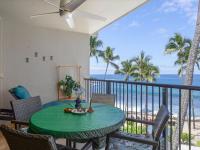 Kona condo rental: Kona By The Sea - 2BR Condo King #312