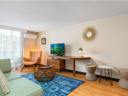 Honolulu condo rental: Bamboo Waikiki - 1BR Condo City View #207
