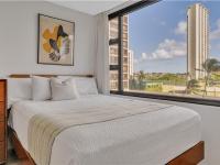 Honolulu condo rental: Waikiki Banyan Tower 1 - 1BR Condo Beach View #701