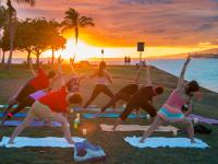 Honolulu thingtodo: Sunset Yoga at Magic Island
