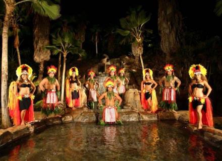 Kapolei thingtodo: Germaine's Luau